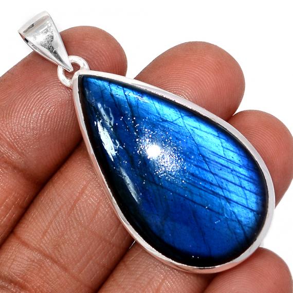Pendentif DSC-841