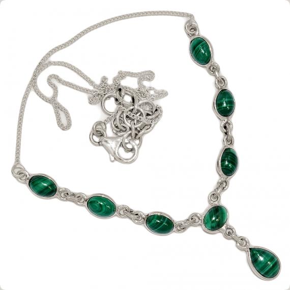 Collier DSC-9881