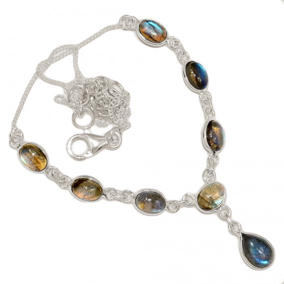 Collier DSC-9882
