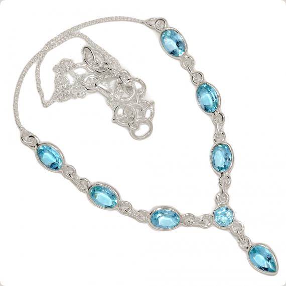 Collier DSC-9887
