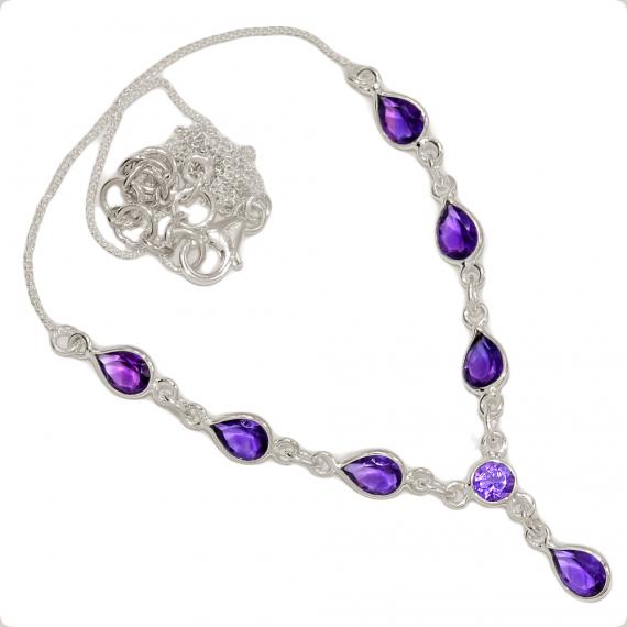 Collier DSC-9891