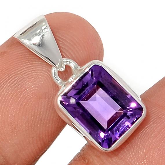 Pendentif AMF -2024